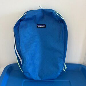 Patagonia Black Hole® Cube | 14L | Blue | BRAND NEW, NEVER USED!